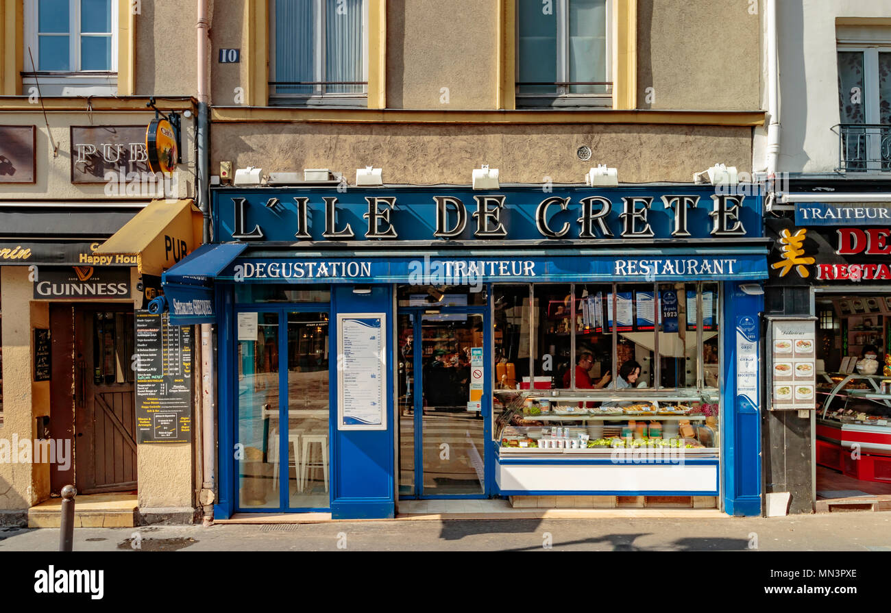 L'Ile de Crete on Rue Mouffetard, Paris, France Stock Photo