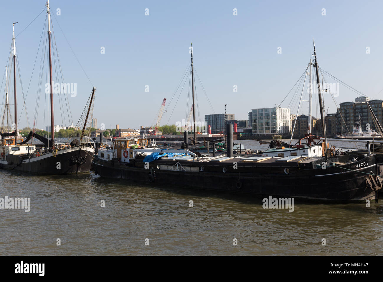 Wapping Riverside Wapping riverside, London Stock Photo - Alamy