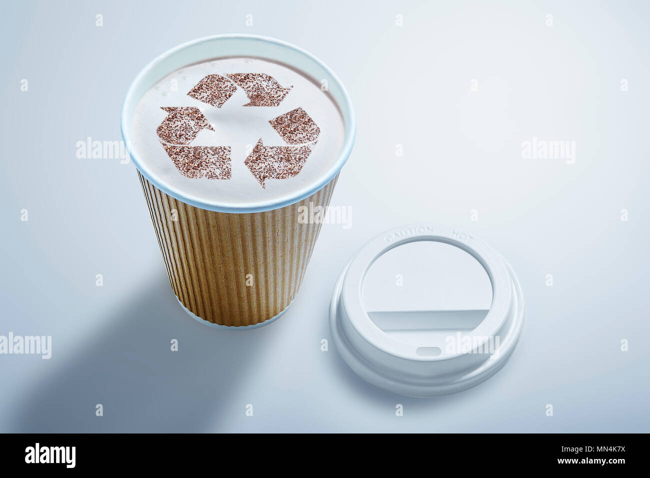 Recycle symbol in recyclable coffee cup Stock Photo Alamy