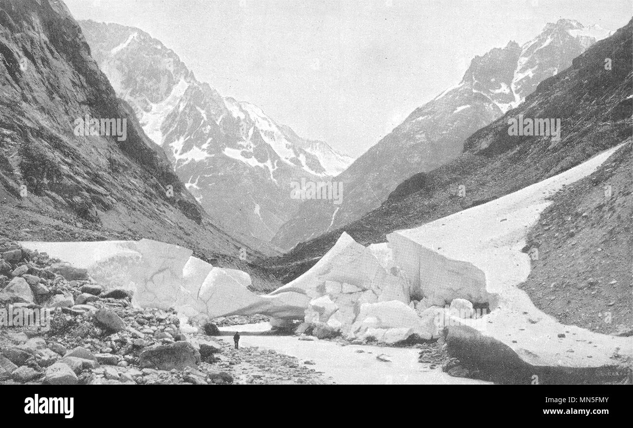 ISÈRE. Avalanche de Neige dans le Vallon de la Pilatte 1900 old antique print Stock Photo