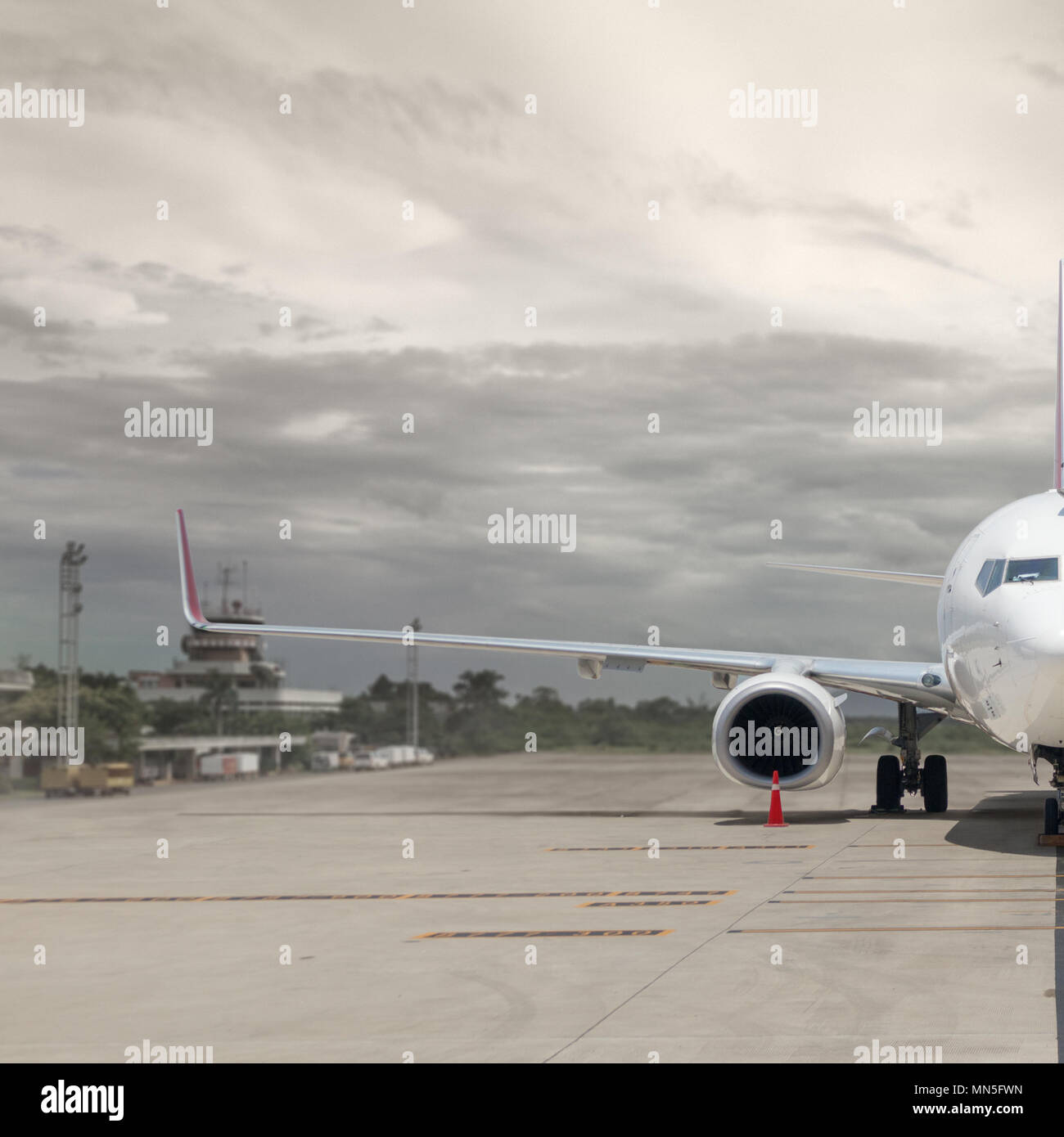 Airport Cargo Ramp High Resolution Stock Photography and Images Alamy