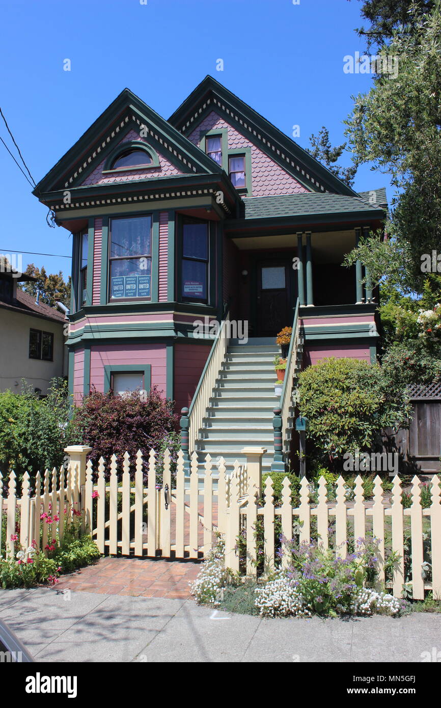 Queen Anne Cottage, South Berkeley, Berkeley, California Stock Photo