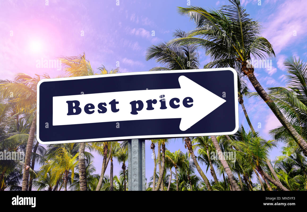 'BEST PRICE' arrow sign against tropical Island background. Stock Photo