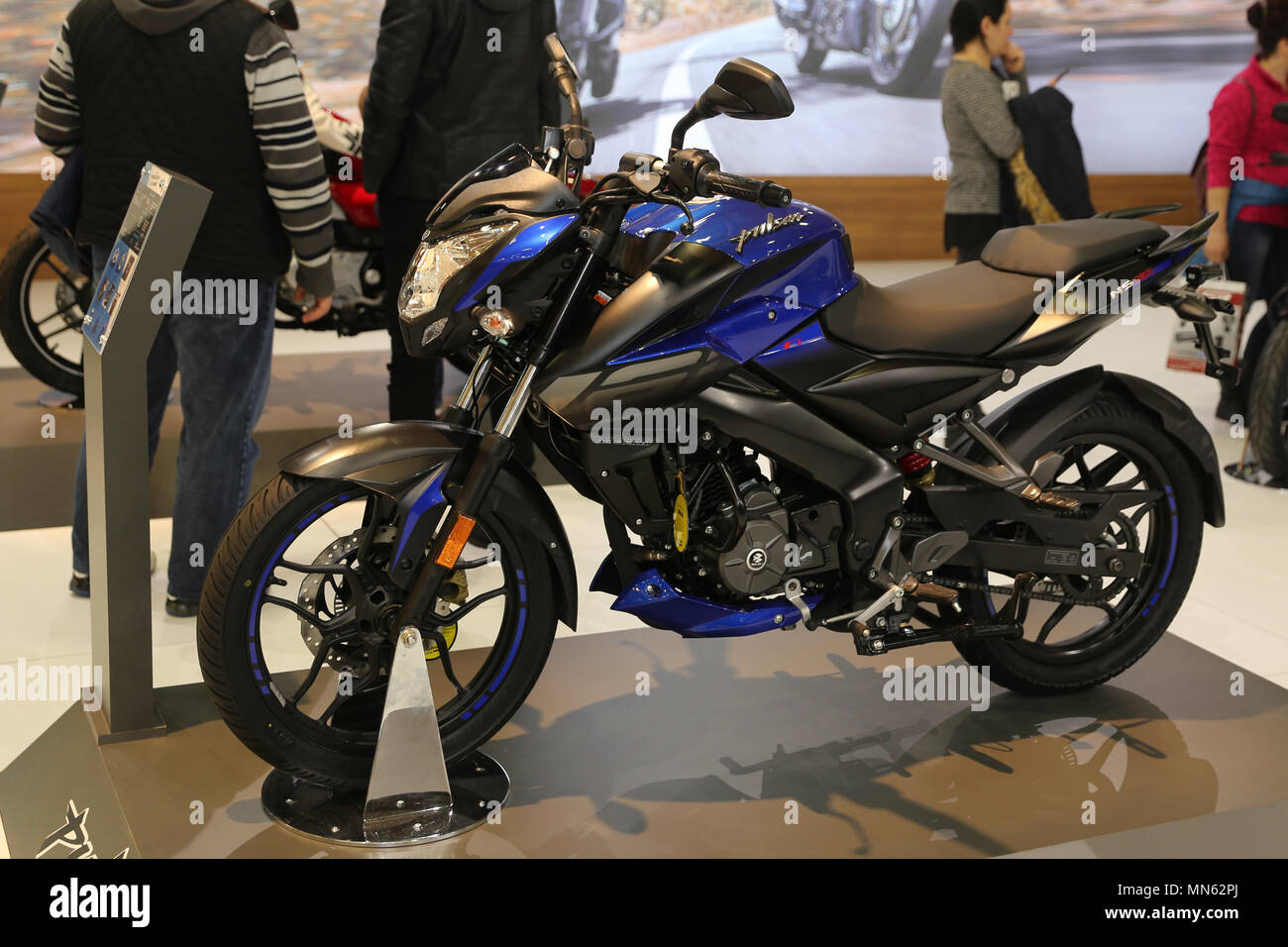 Bajaj sale pulsar 25
