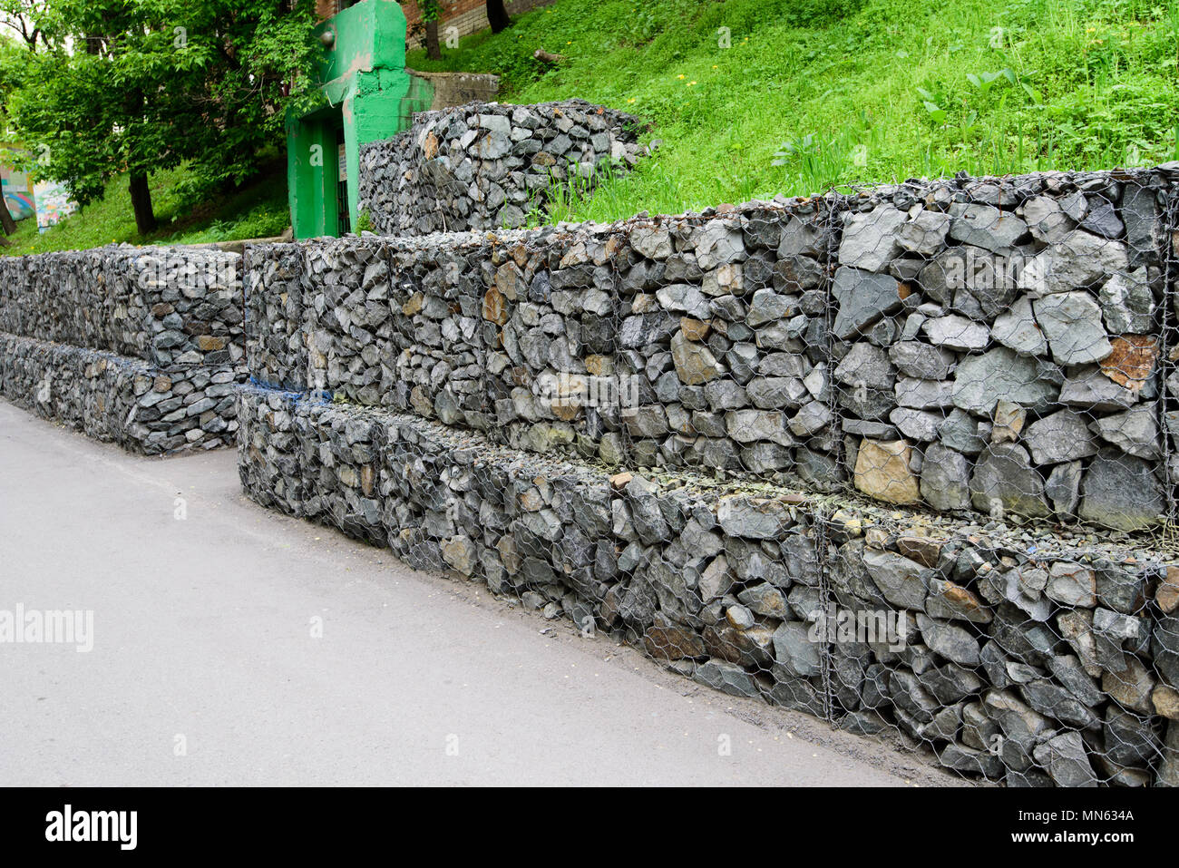 Gabion wall hi-res stock photography and images - Alamy