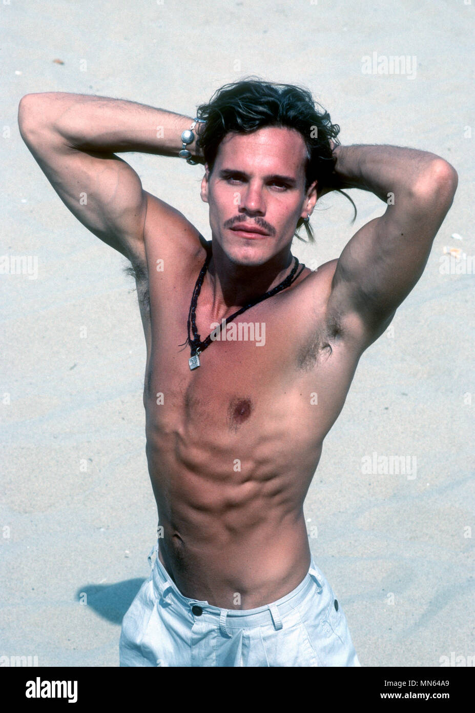 LOS ANGELES, CA - AUGUST 08: (EXCLUSIVE COVERAGE) Actor Craig Sheffer