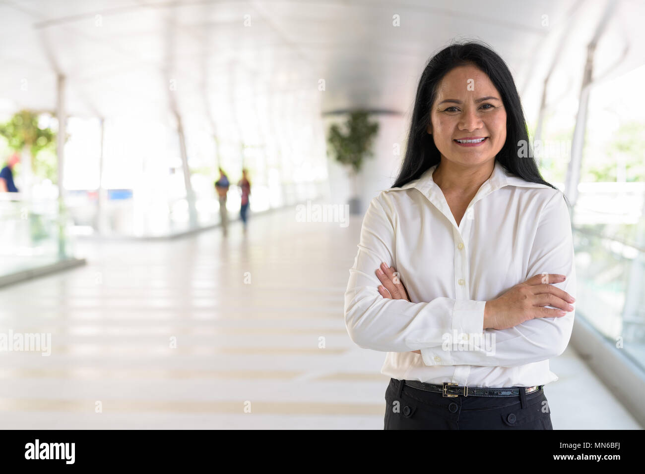Beautiful mature asian woman hi-res stock photography and images - Alamy