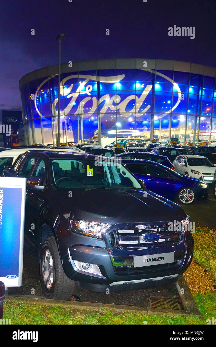 Colindale retail park hires stock photography and images Alamy