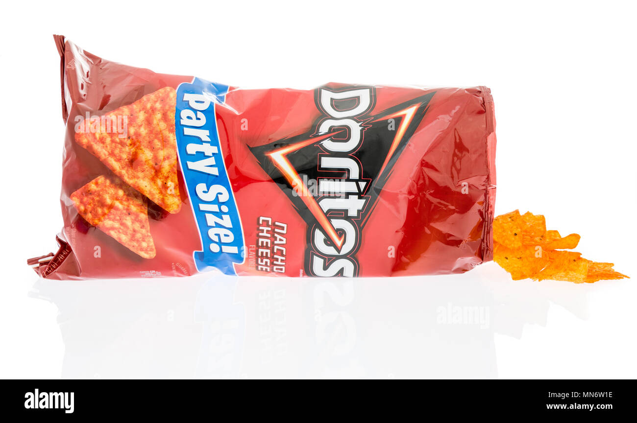 Doritos hi-res stock photography and images - Page 2 - Alamy