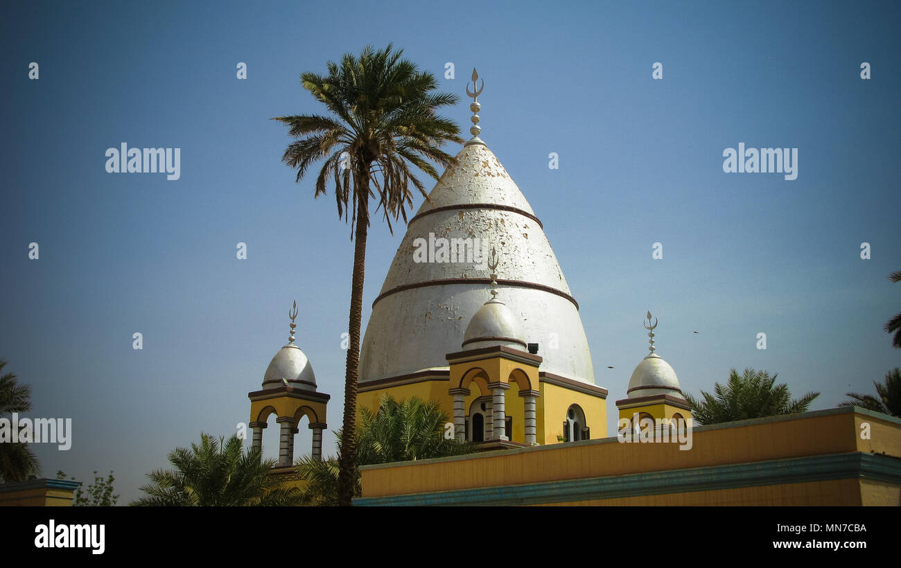 Exterior view to Imam Al-Mahdi tomb at Omdurman, Sudan Stock Photo