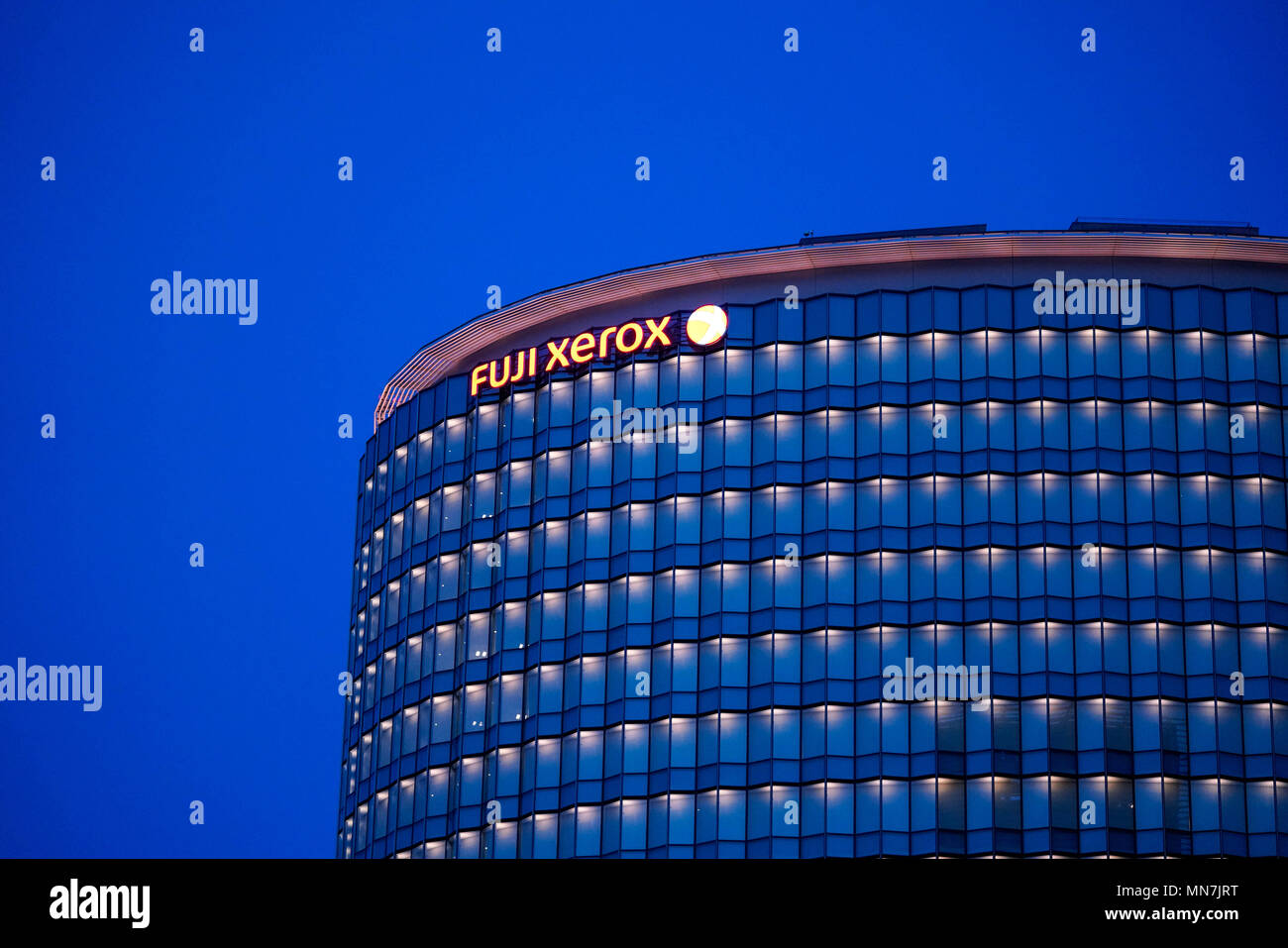 Yokohama, Japan. 14th May, 2018. The logo of Fuji Xerox Co., the joint venture between Fujifilm Holdings Corp. and Xerox Corp., is displayed outside the Fuji Xerox R&D Square building. Xerox announced the termination of the $6.1bn merger deal with Fujifilm. Credit: AFLO/Alamy Live News Stock Photo