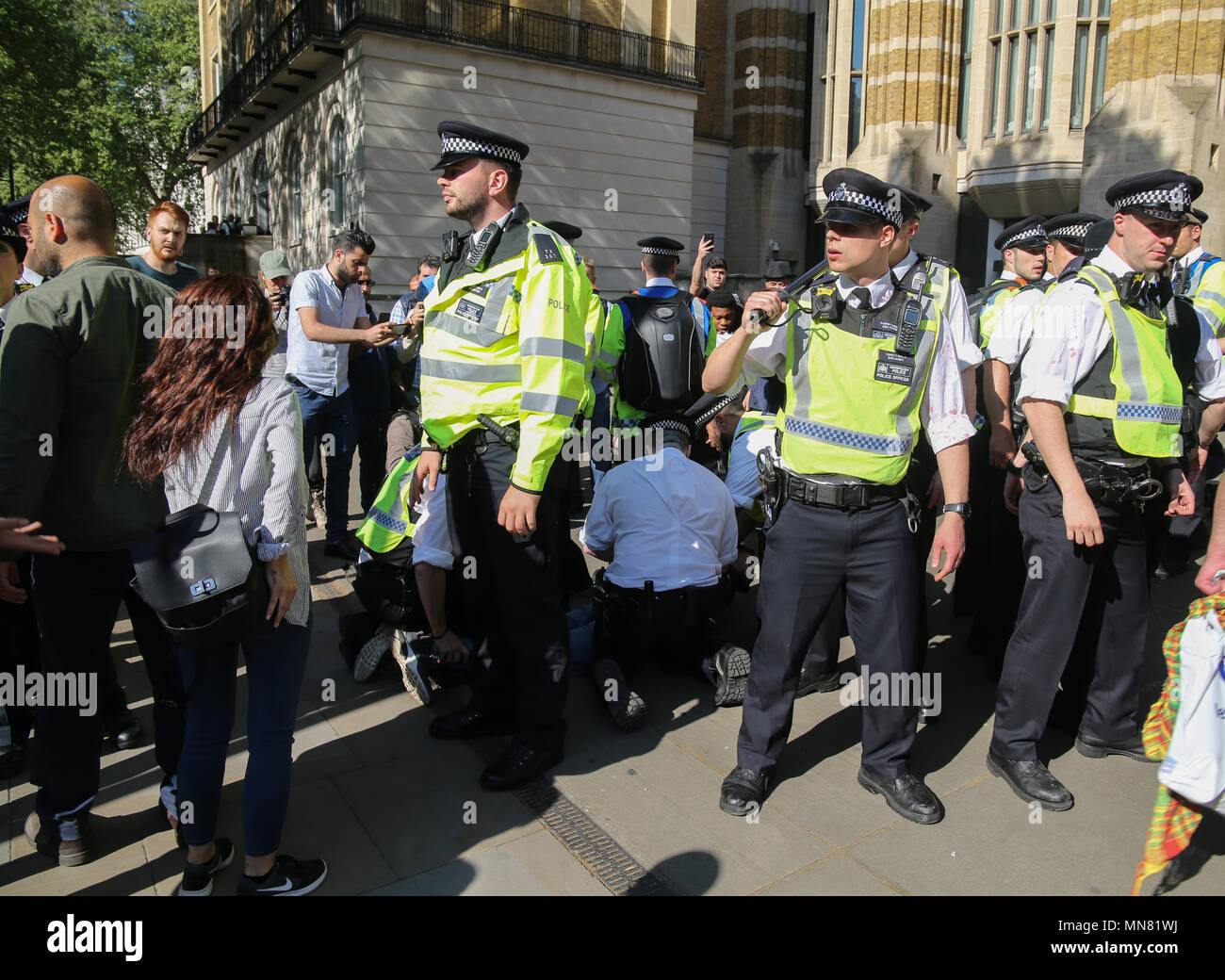 Pollce hi-res stock photography and images - Alamy 