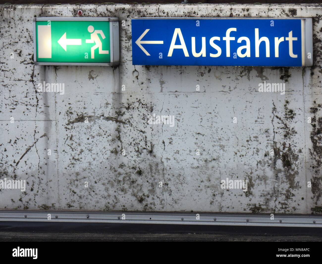 Green emergency exit sign Stock Photo Alamy