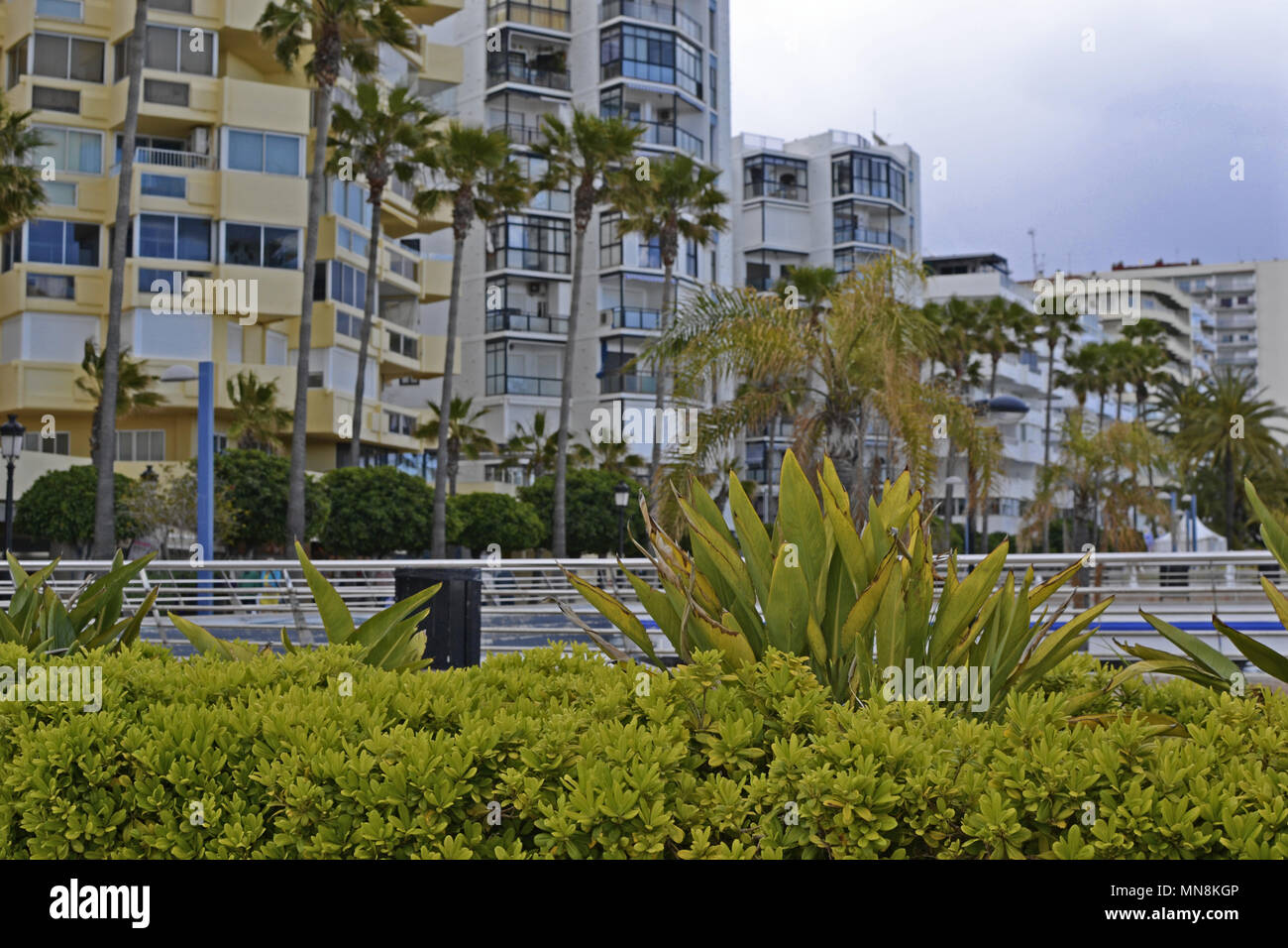 Luxuey resort hi-res stock photography and images - Alamy