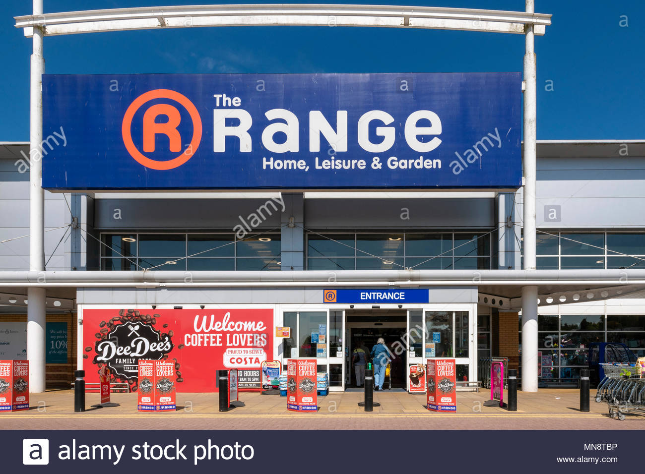 The Range Shop Stock Photos & The Range Shop Stock Images Alamy