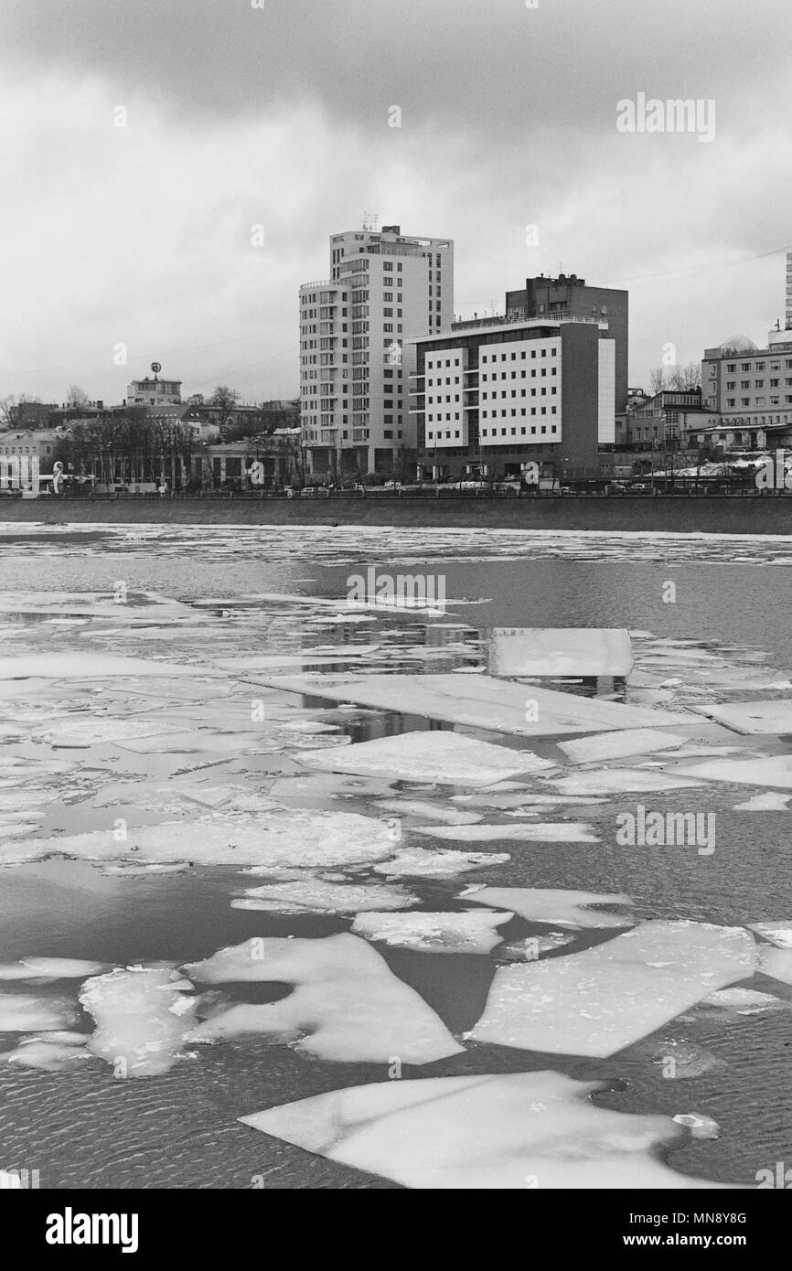 Moscow, Russia - March 03, 2017: Early spring in the big city - view of Savvinskaya nab. | 35mm b&w film scan Stock Photo