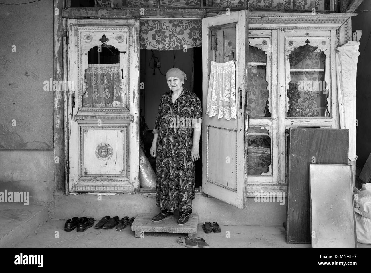 Uzbekistan, Tashkent, local house Stock Photo Alamy