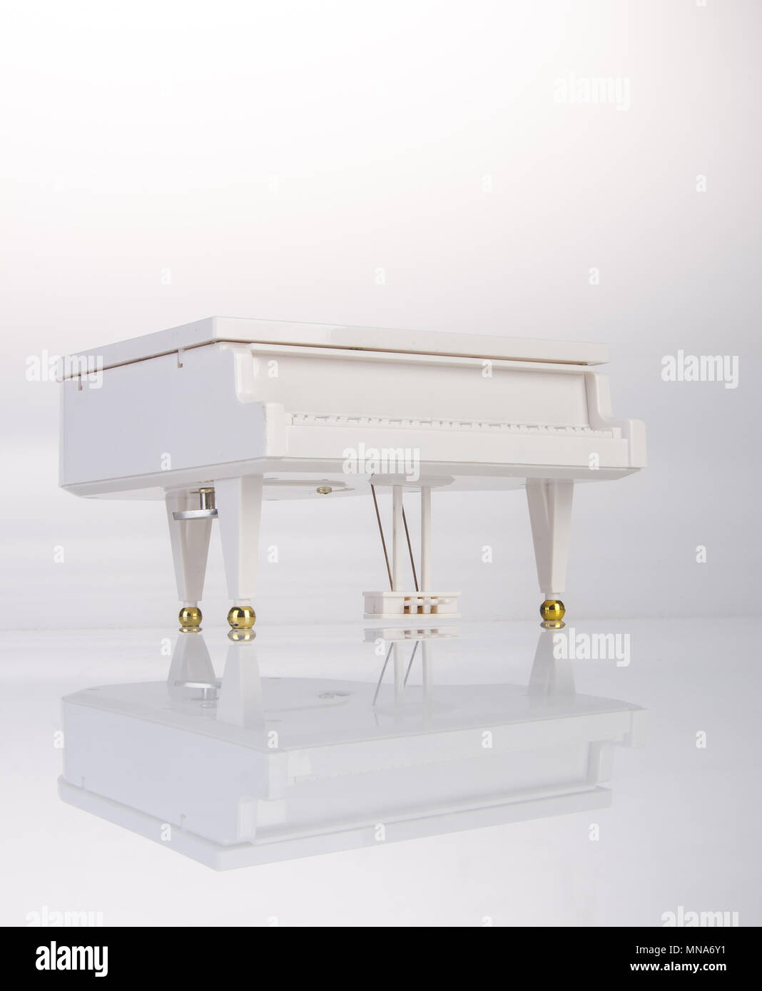 Printable Baby Grand Piano Images
