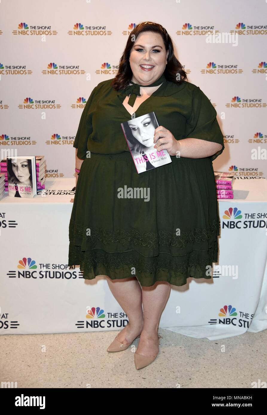 Chrissy metz book hi-res stock photography and images - Alamy