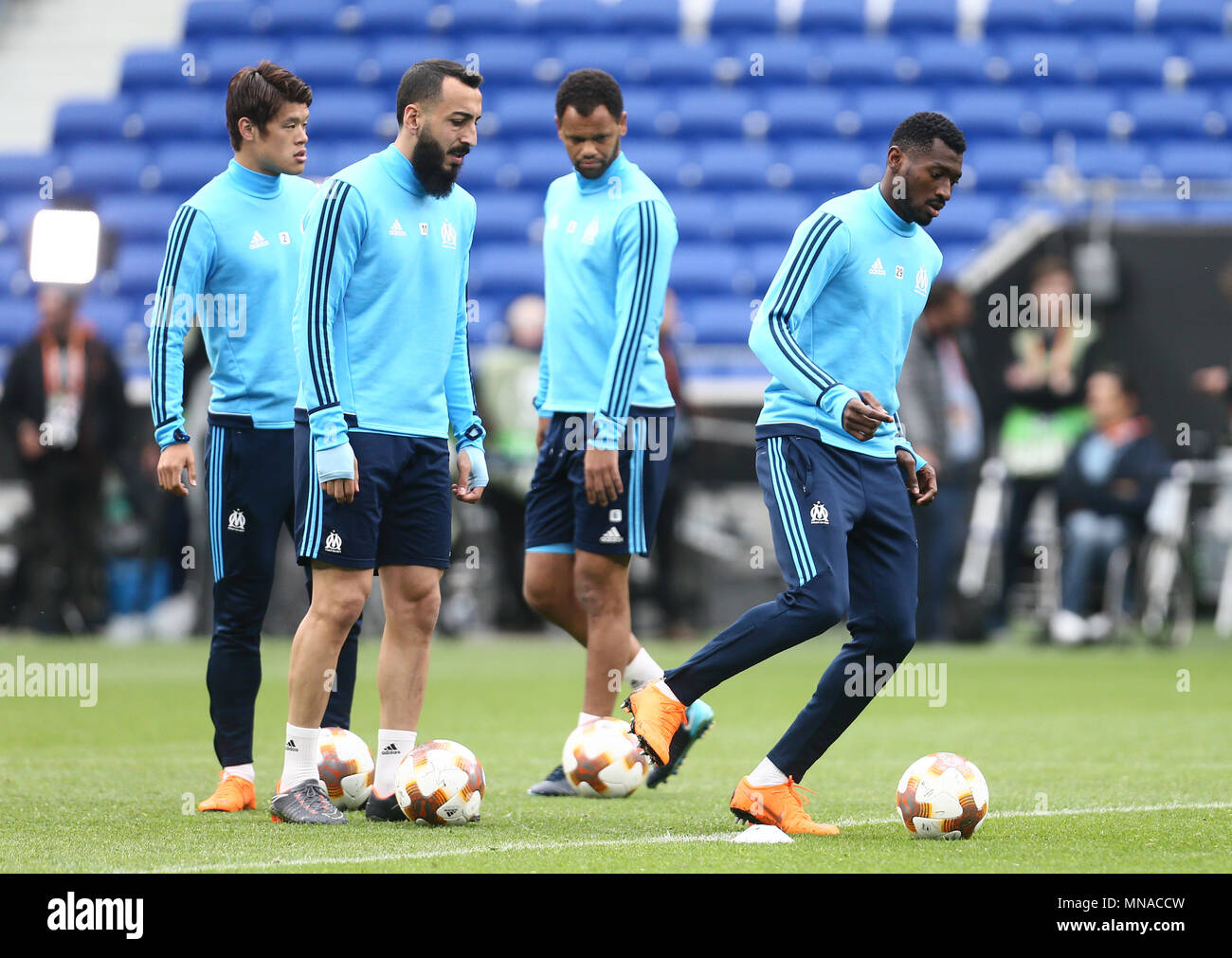 Andre-Frank Zambo Anguissa of Marseille with Luiz Gustavo of Marseille, Hiroki Sakai of Marseille and Rolando of Marseille during a Marseille training session, prior to the Europa League final, at Parc Olympique Lyonnais on May 15th 2018 in Lyon, France. (Photo by Leila Coker/phcimages.com) Stock Photo