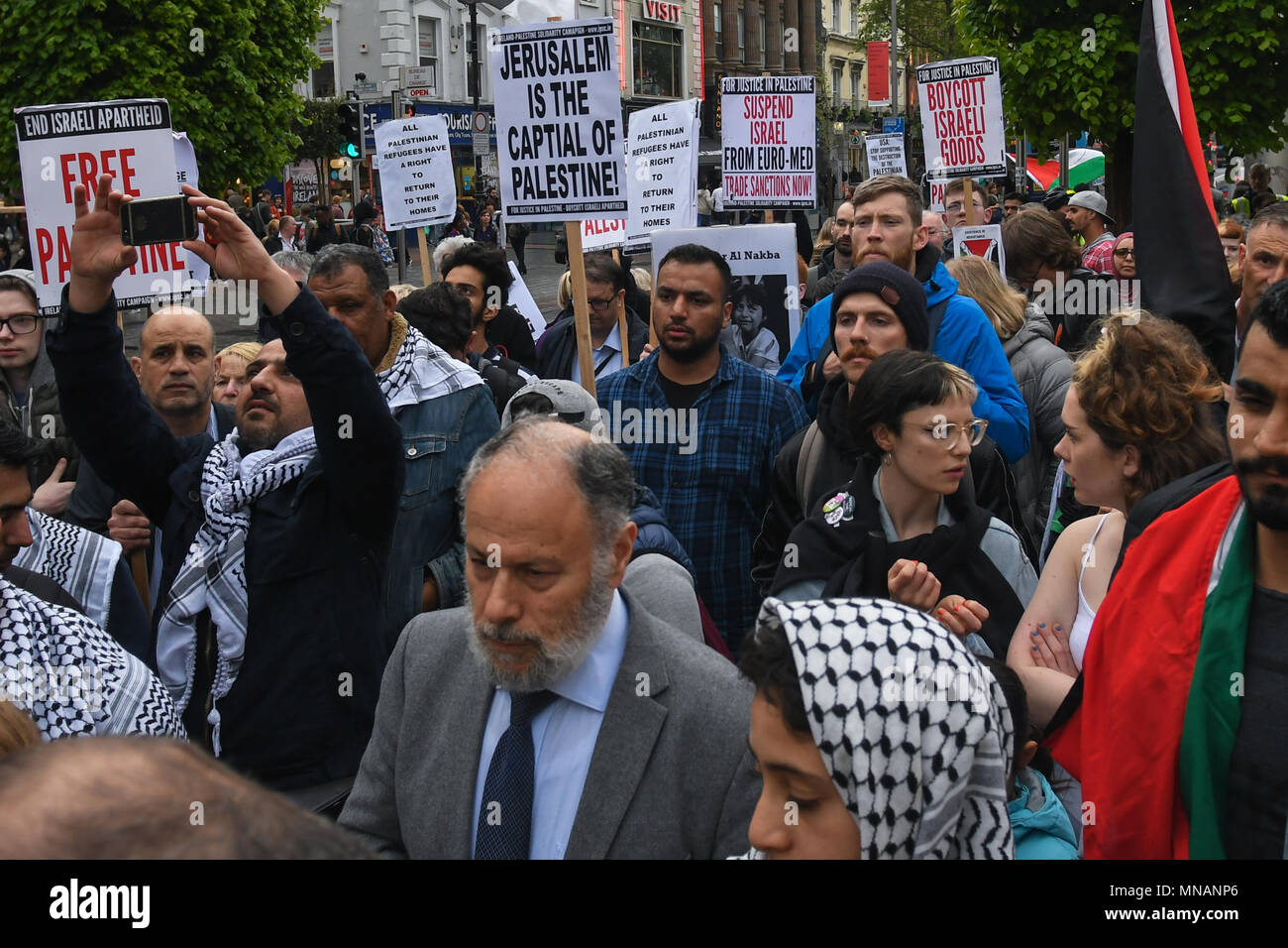 Irish palestine solidarity campaign hi-res stock photography and images
