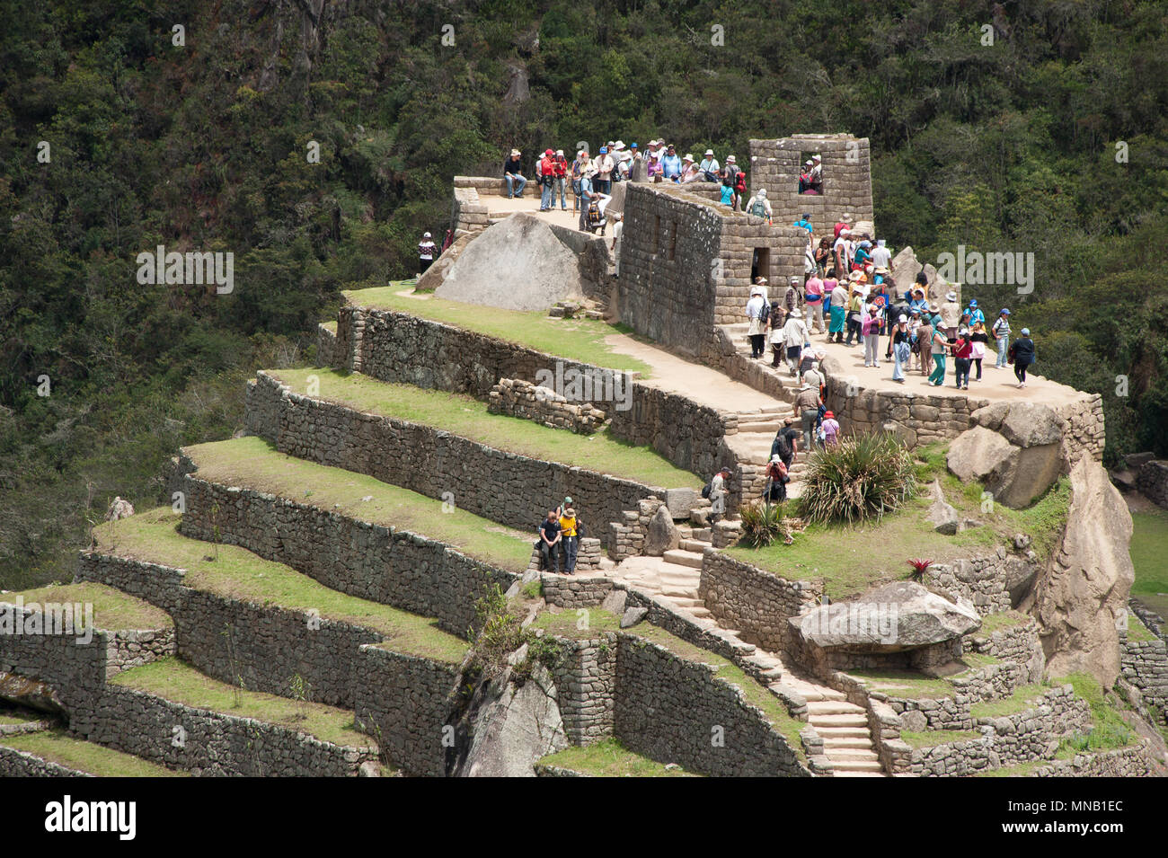 Machu picchu crowds hi-res stock photography and images - Alamy