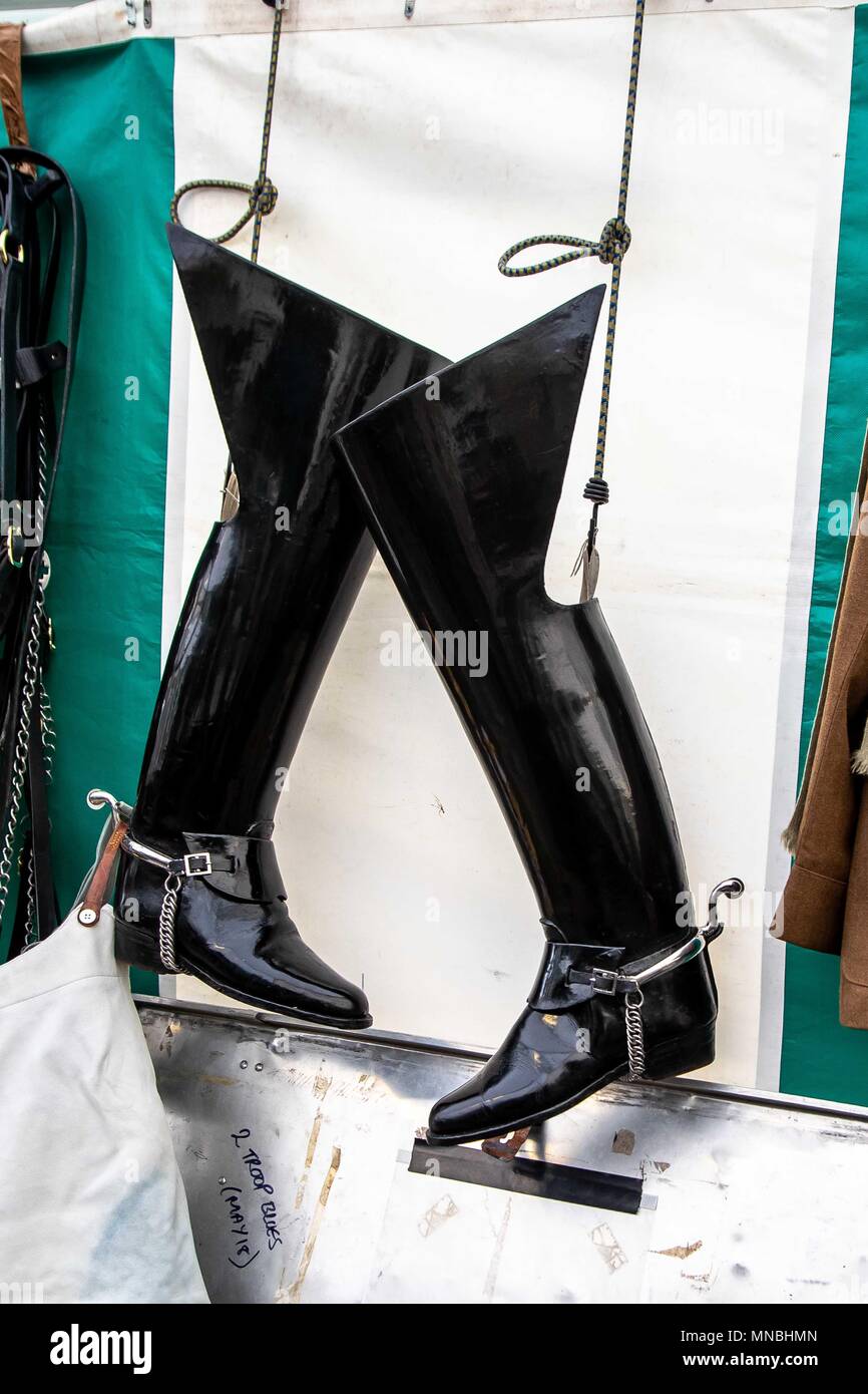 Horse top guard boots