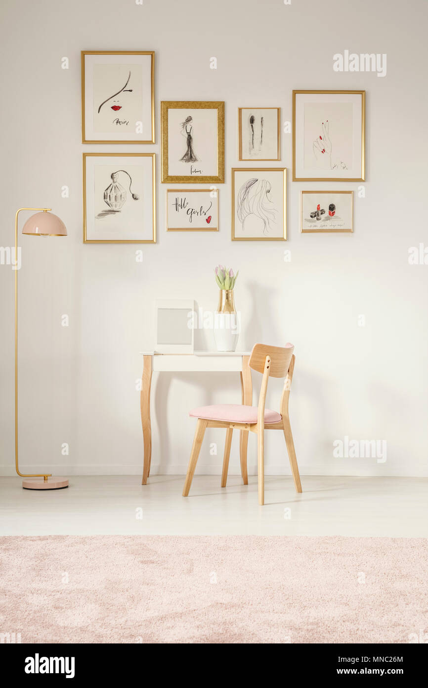 Featured image of post Pink And Gold Dressing Table Chair