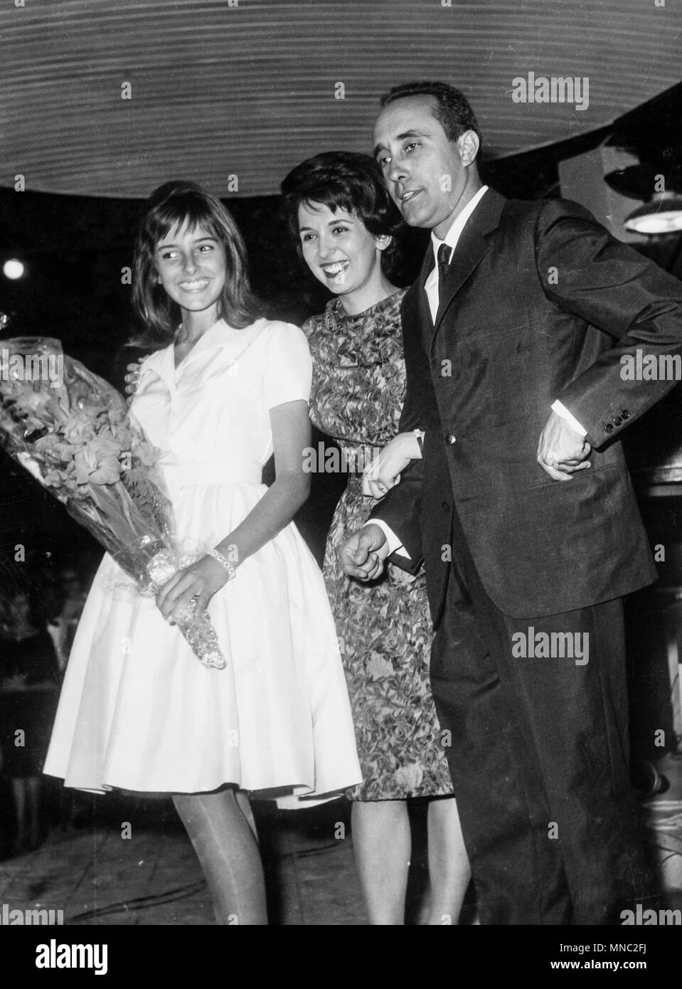 marisa borroni, eleonora brown, lello bersani, 7° rassegna cinematografica internazionale, messina, 24 luglio 1961 Stock Photo