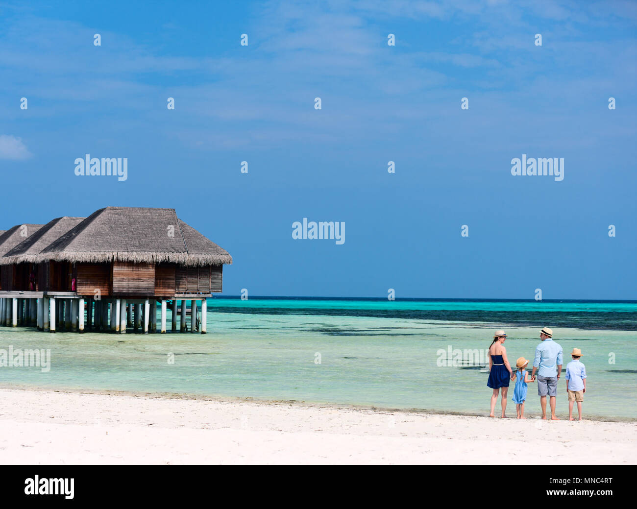Sand family four summer hi-res stock photography and images - Alamy