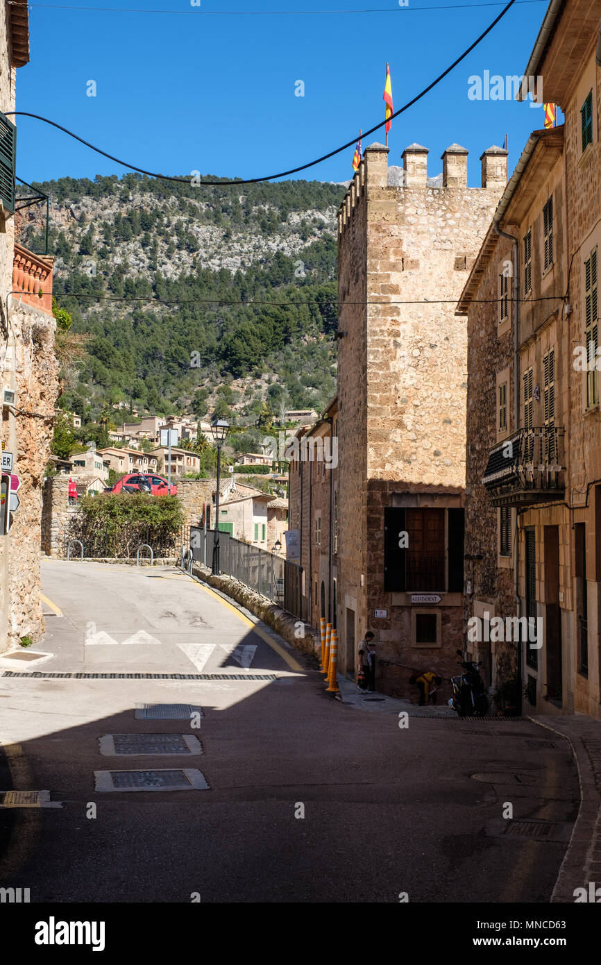 Streets of Fornalutx, a hillside village on the Spanish island of Mallorca Stock Photo