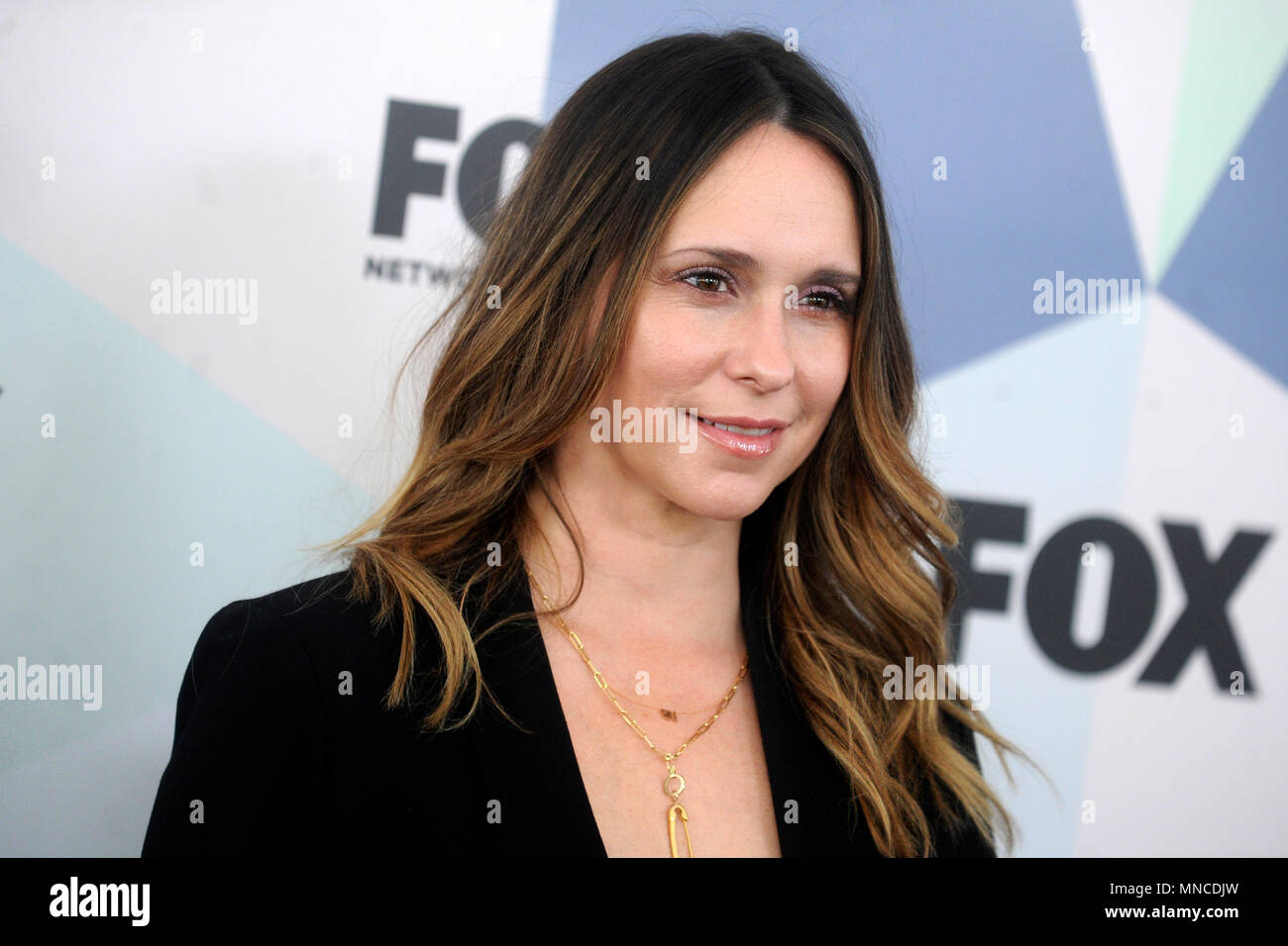 Jennifer Love Hewitt attends 2018 Fox Network Upfront at Wollman Rink, Central Park on May 14, 2018 in New York City. Stock Photo