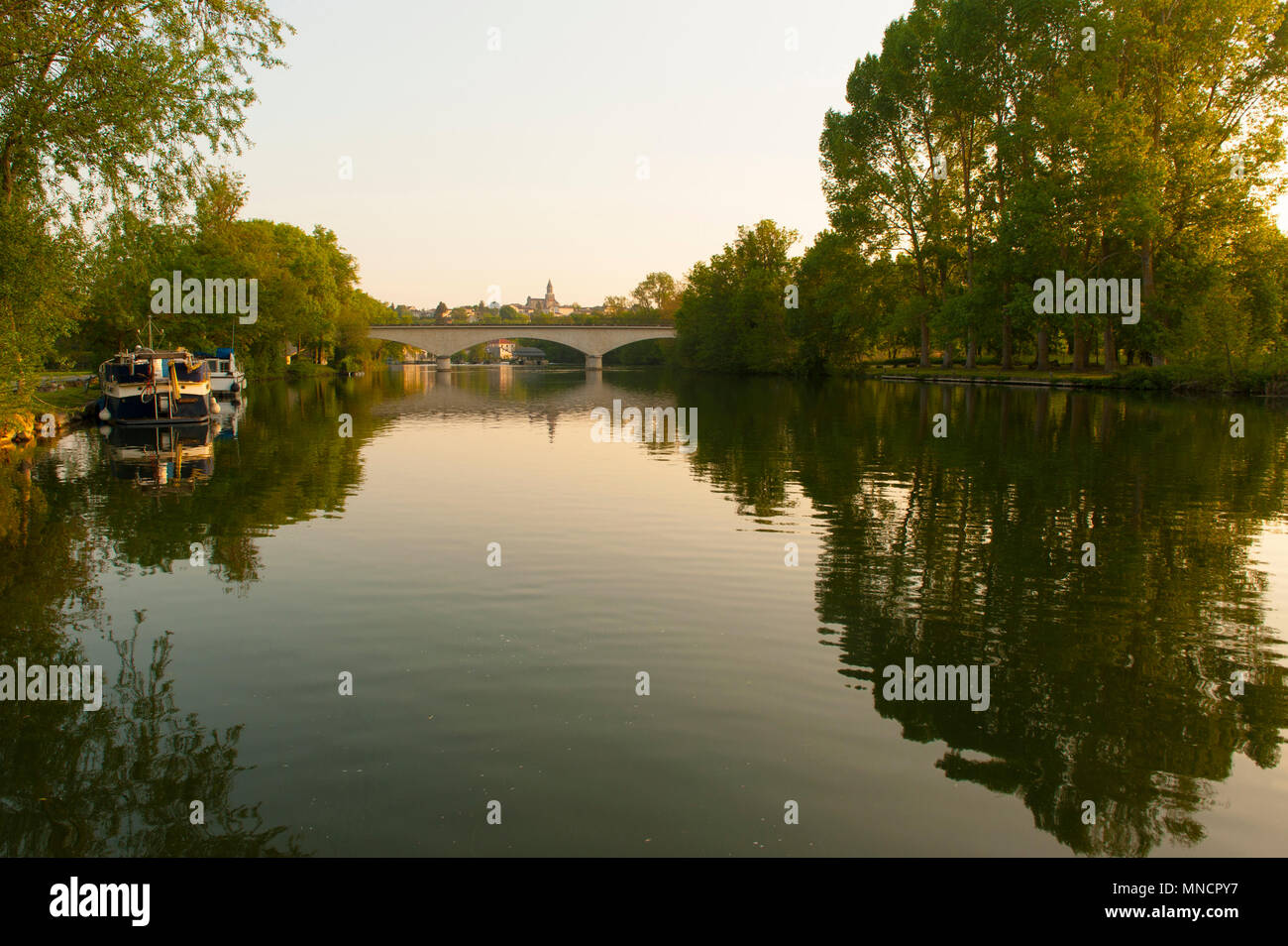 Early morning on the Charente river at Saint-Simeux Stock Photo