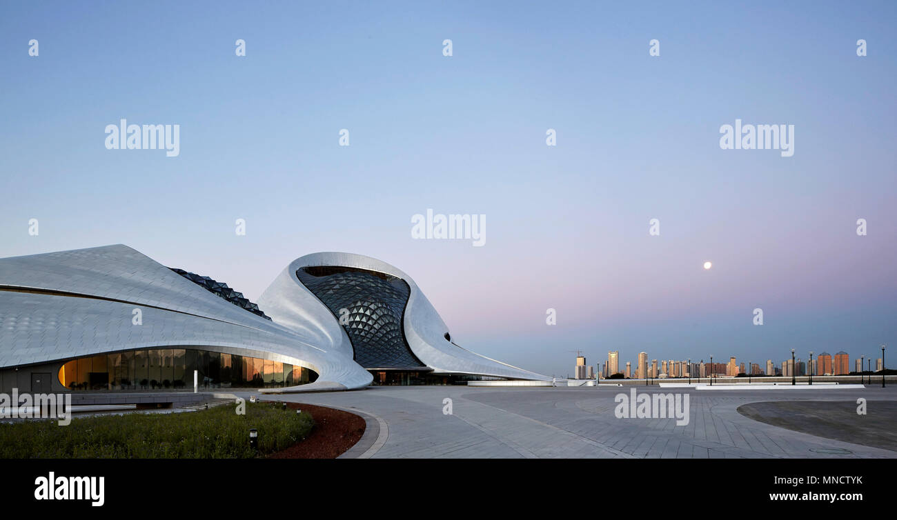 Harbin opera house hi-res stock photography and images - Alamy