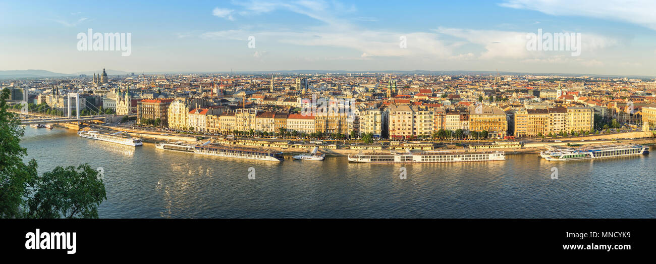 Budapest panoramic hi-res stock photography and images - Alamy