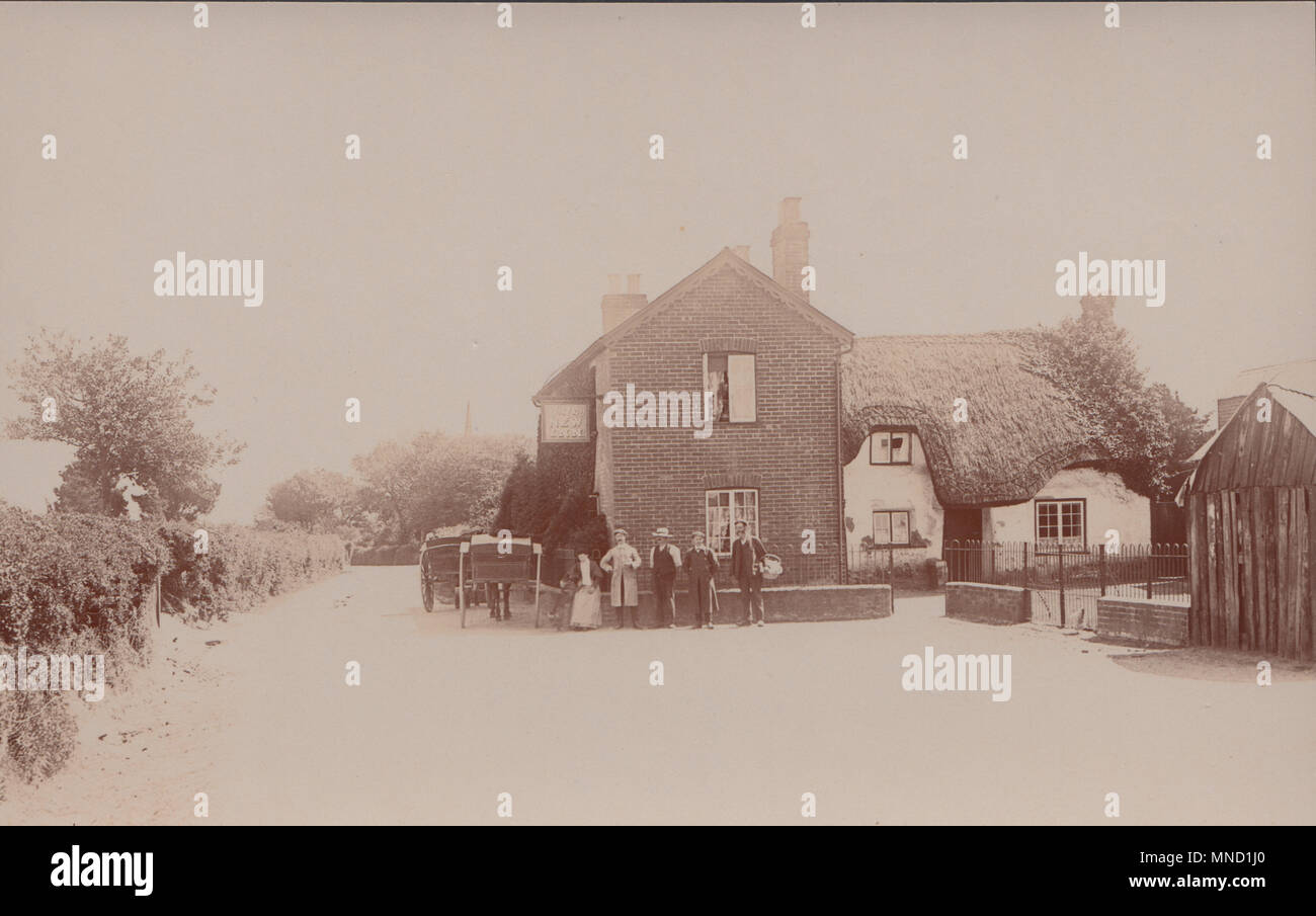 Vintage Photograph of Villagers Outside Ye Old Inn, East Boldre