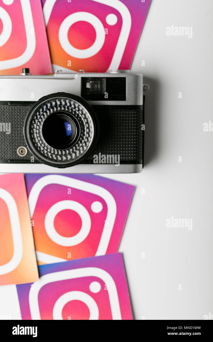 Old instagram logo hi-res stock photography and images - Alamy