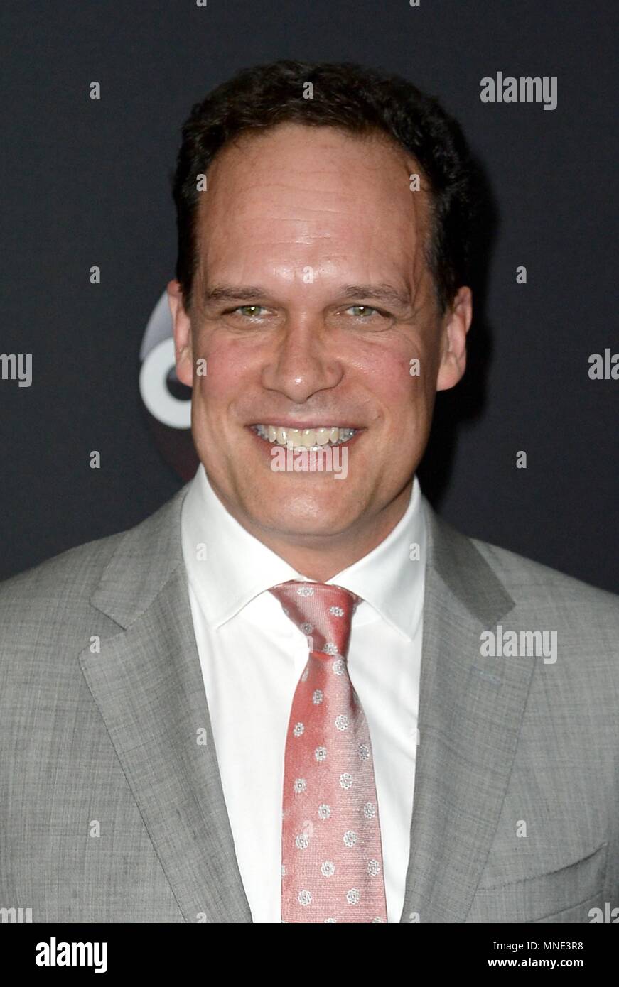 diedrich-bader-at-arrivals-for-abc-freeform-upfront-2018-tavern-on-the