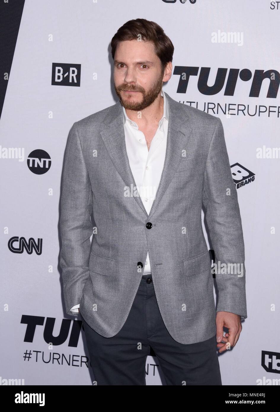 New York, NY, USA. 16th May, 2018. Daniel Bruhl at arrivals for 2018 Turner Upfront Presentation, Madison Square Garden, New York, NY May 16, 2018. Credit: RCF/Everett Collection/Alamy Live News Stock Photo