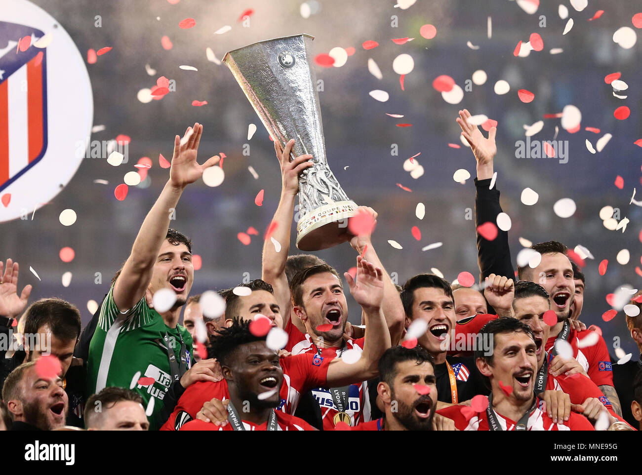 Gabi of Atletico Madrid lifts the trophy with Atletico Madrid team during the UEFA Europa League Final match between Marseille and Atletico Madrid at Parc Olympique Lyonnais on May 16th 2018 in Lyon, France. (Photo by Leila Coker/phcimages.com) Stock Photo