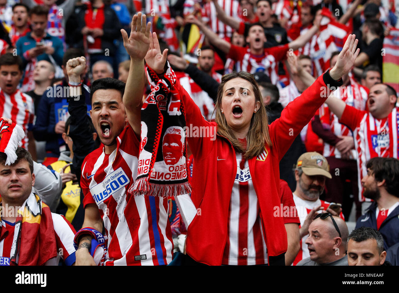 Atletico madrid fans hi-res stock photography and images - Alamy