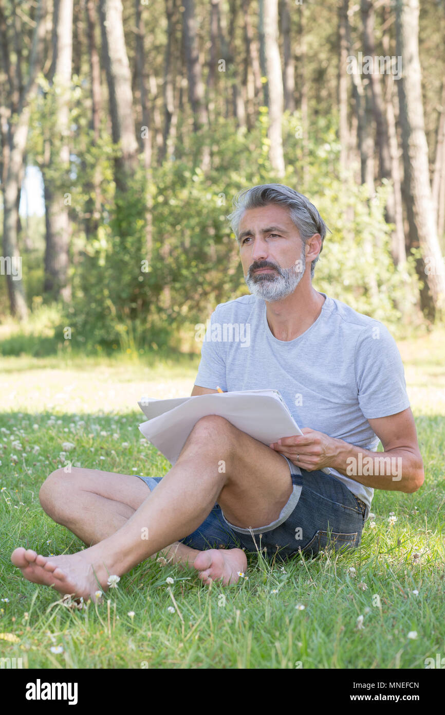Man painting a natural scenery hi-res stock photography and images - Alamy