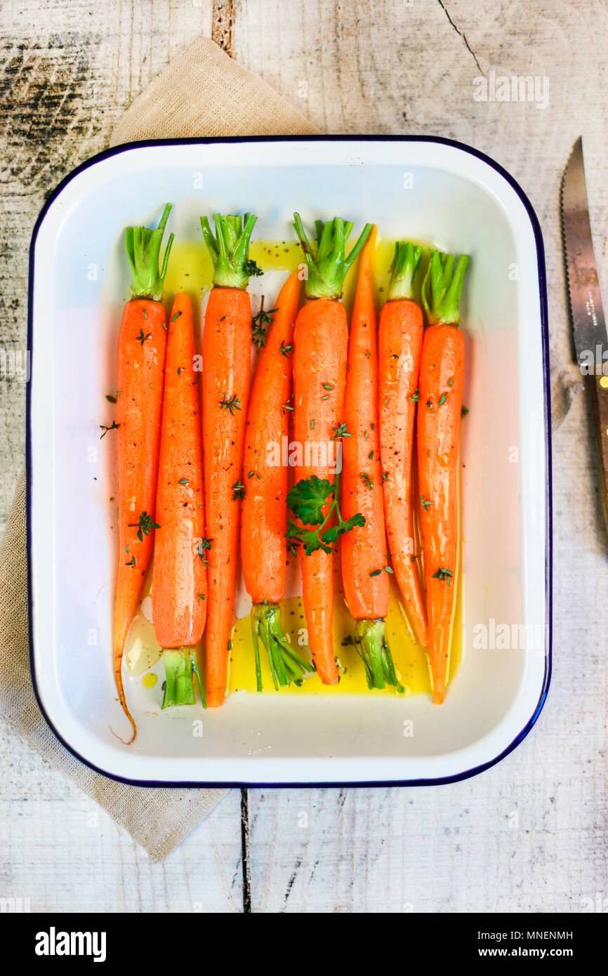 caramelise carrots clipart