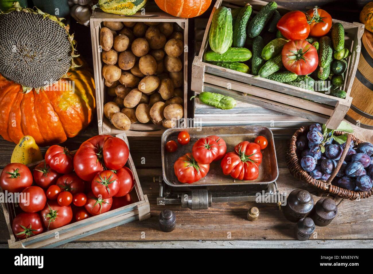Crates of fresh fruit and vegetables Stock Photo