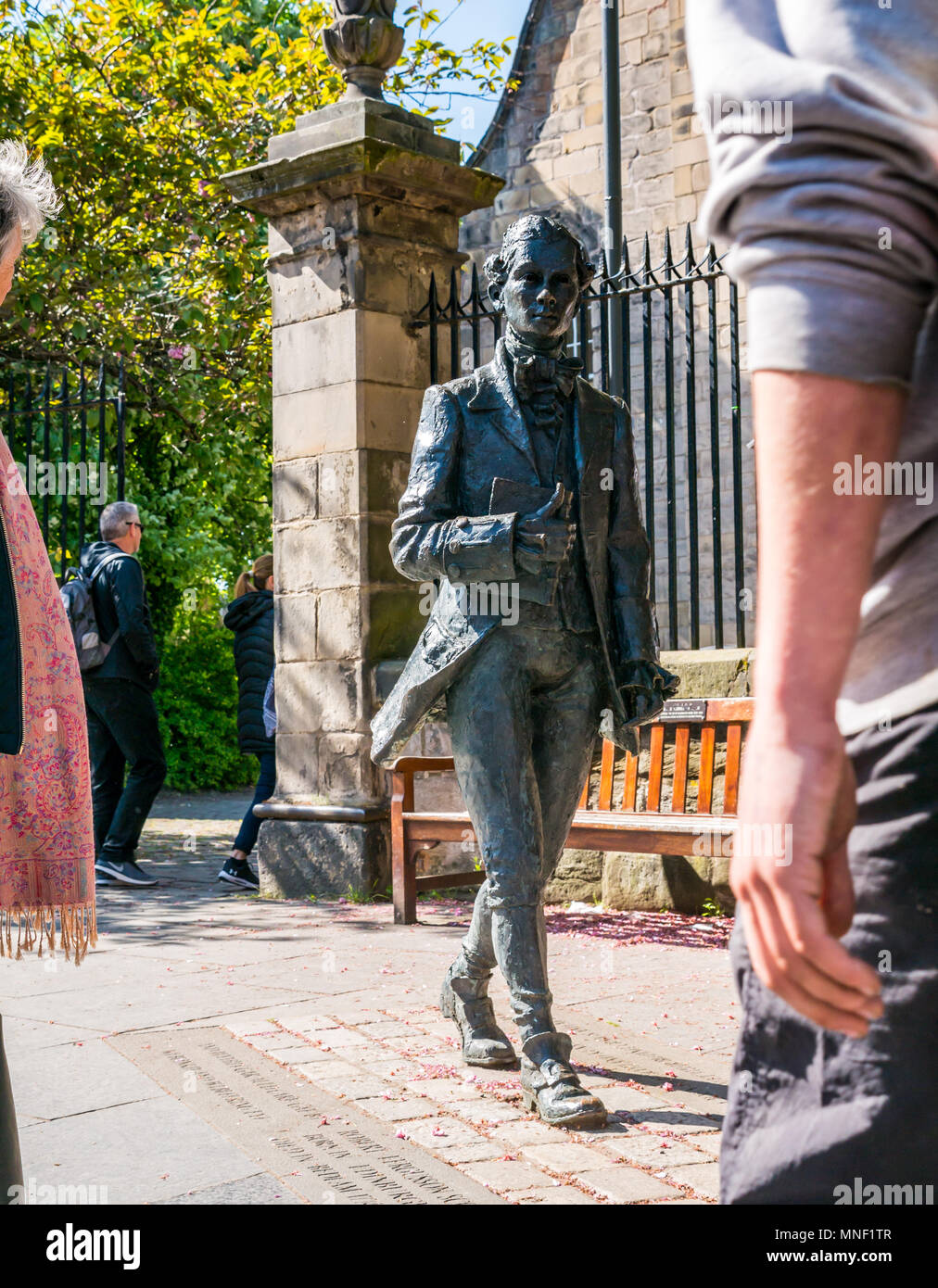 Scottish sculptor david annand hires stock photography and images Alamy