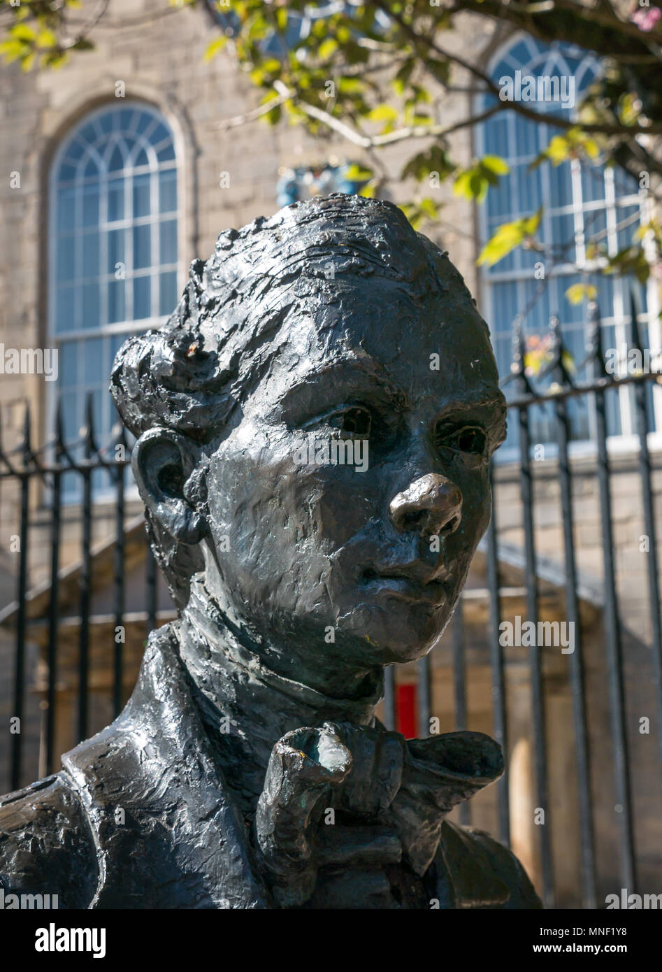 Scottish sculptor david annand hires stock photography and images Alamy