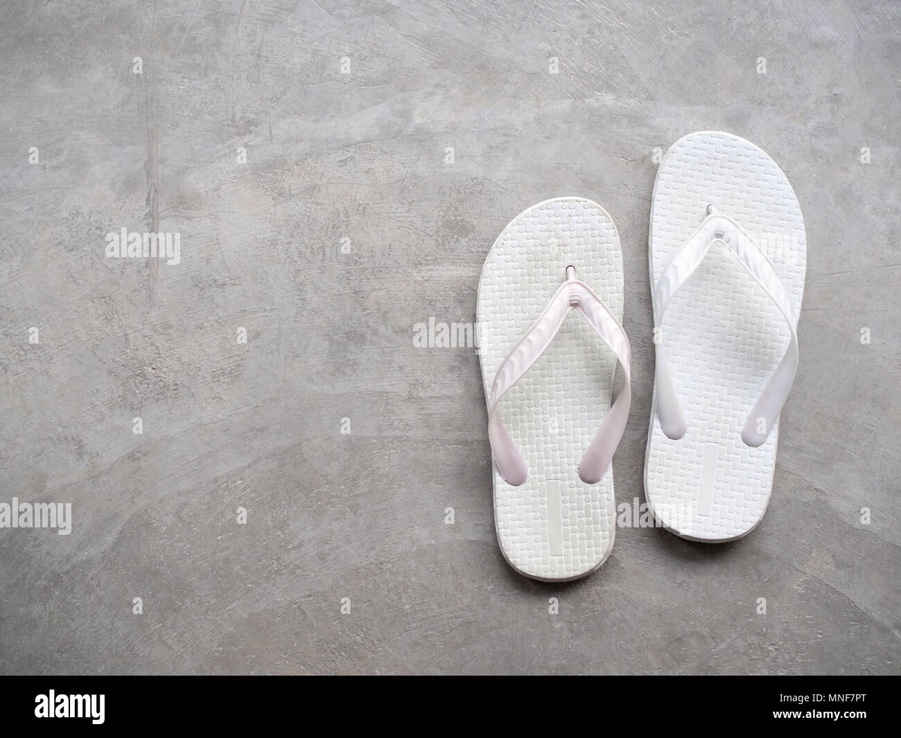 Dirty white flip flops deals
