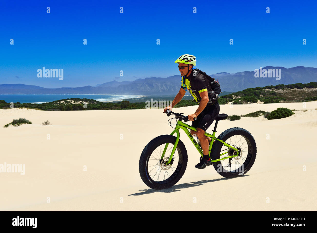 Fat sand bike hi-res stock photography and images - Alamy