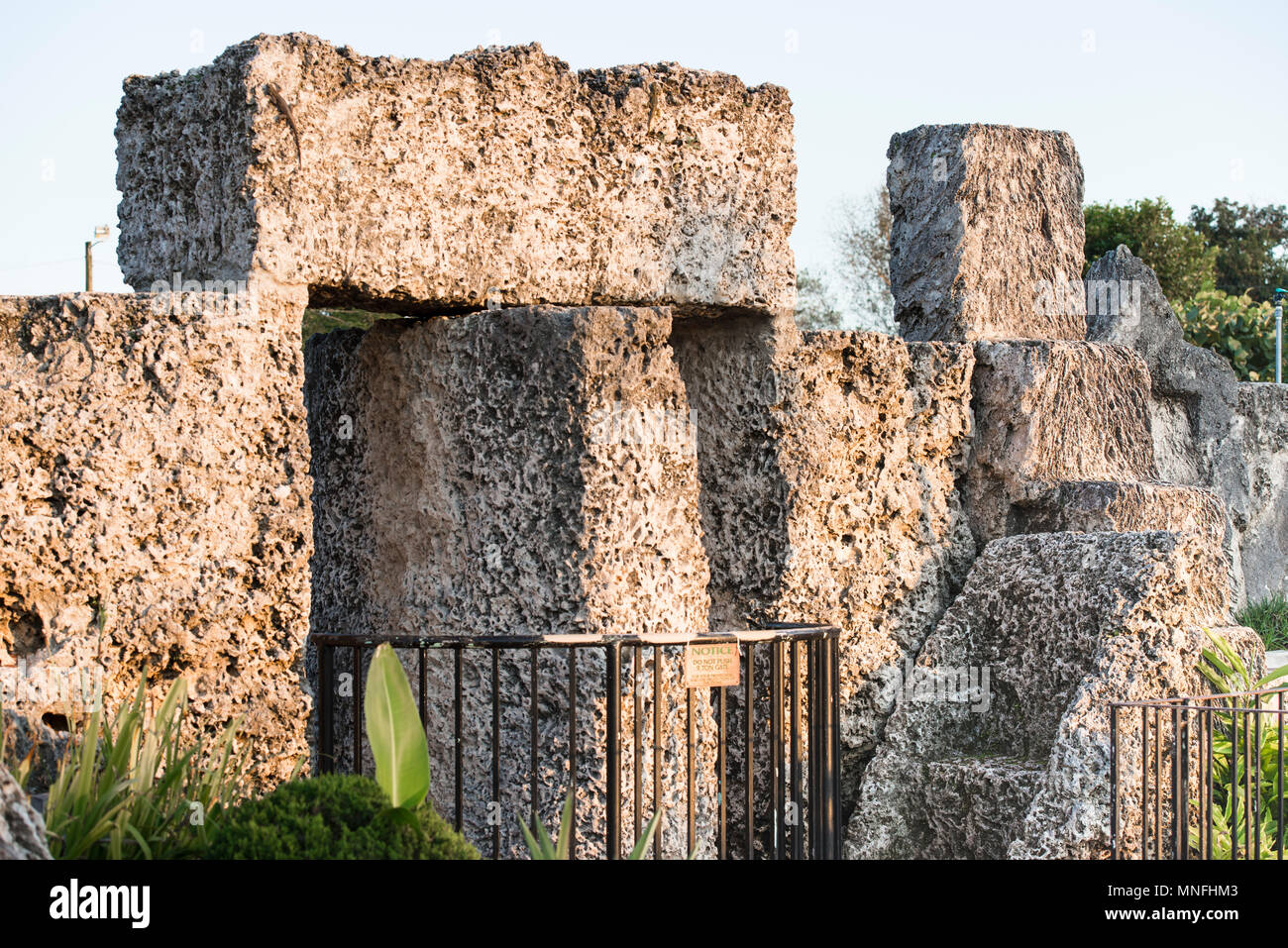 Finely Balanced Rotating Megalithic Gate Coral Castle Miami Florida Built By Lithuanian Ed Leedskalnin In The Early th Century Methods Unknown Stock Photo Alamy