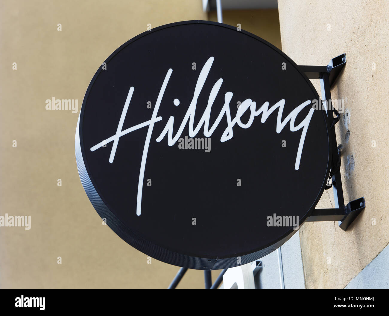 Hillsong church hi-res stock photography and images - Alamy Hillsong church hi-res stock photography and images - Alamy